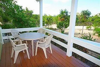 Atlantic Ocean Beach Villas The Bight Settlements 0*,